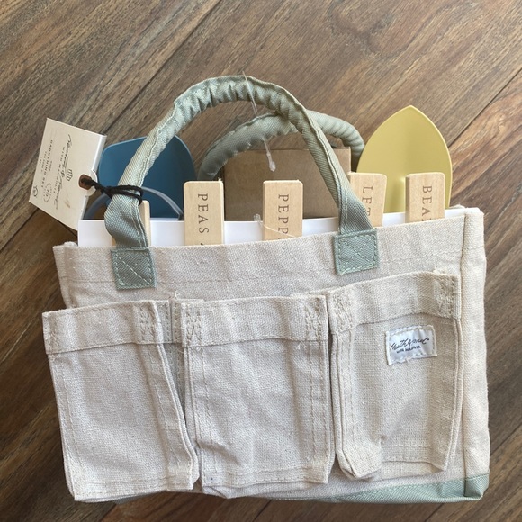 Other - Brand new garden bag set